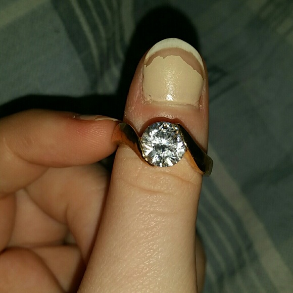 Five rings - Picture 4 of 4