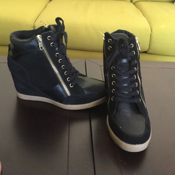 Steve Madden Wedge boots
