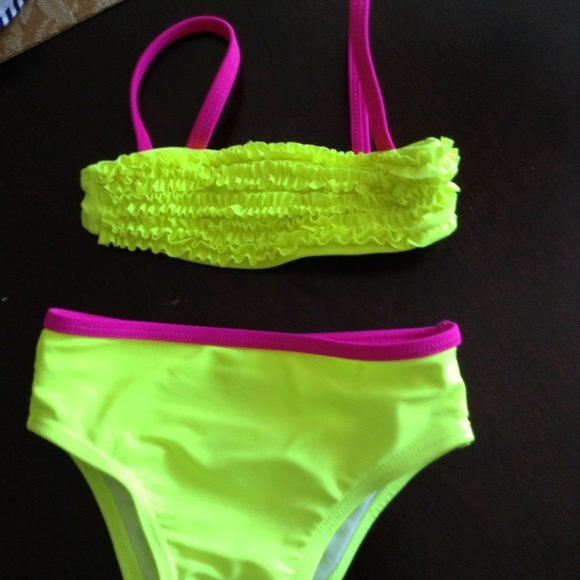 6-9 mo baby girl bikini. Worn once - Picture 2 of 2