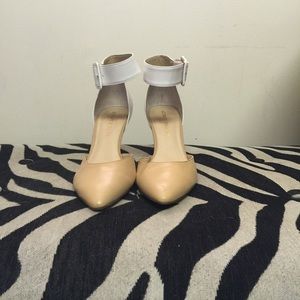 Tan and White Leather ankle strap heels.