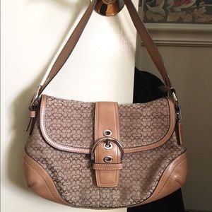Coach signature C purse