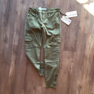 Designer soft trendy cargo jeans - HIGH END