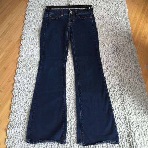 American eagle dark wash jeans