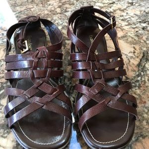 Enzo Angiolini strappy flat sandals