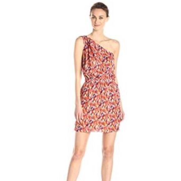 BCBGeneration Dresses & Skirts - BCBGeneration one shouldered dress