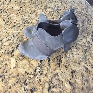 Gianni Bini gray ankle boots.