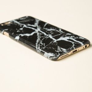 $5 Brandy Iphone 6 case *READ DESCRIPTION