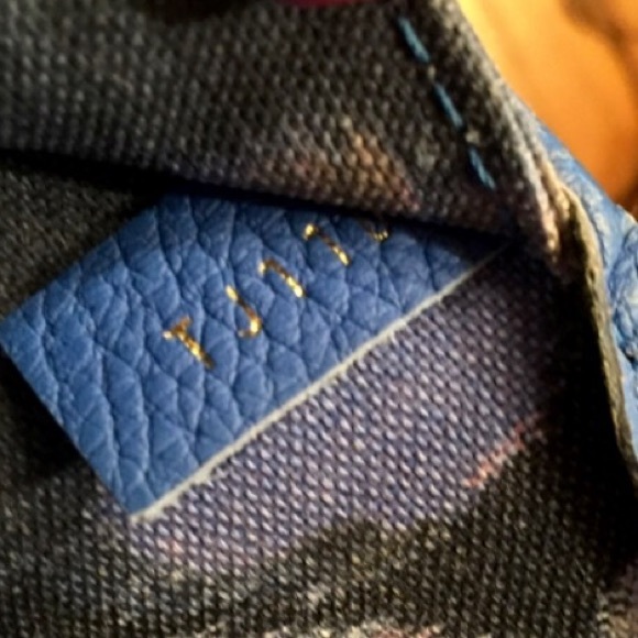 SOLD! Louis Vuitton GM Ikat Neverfull - Picture 4 of 4