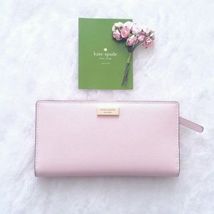 🎉SALE🎉🌸 NWT Kate Spade Wallet - posy pink 🌸