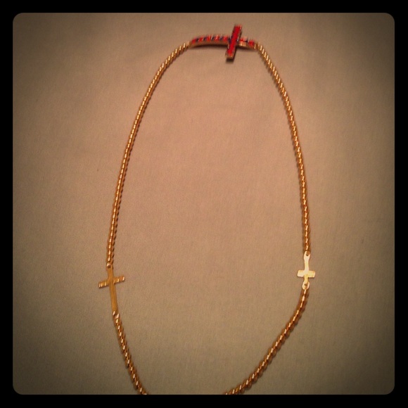 Brand New Triple Cross Necklace❣