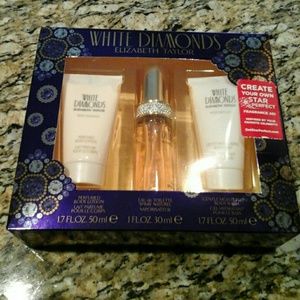 Elizabeth Taylor White Diamonds EAU deToilette Set