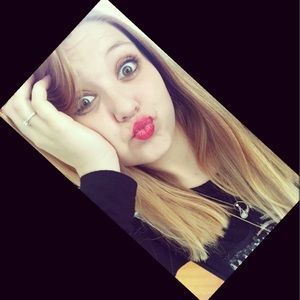 Meet your Posher, Shelli