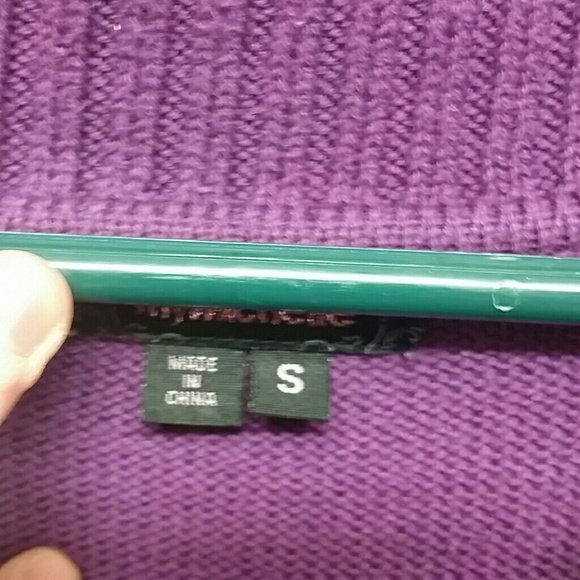 Sweater - Picture 2 of 2