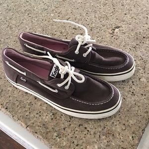 Brown 7.5 canvas Keds