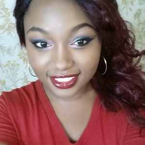 Meet your Posher, Bethany