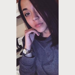 Meet your Posher, Felicia