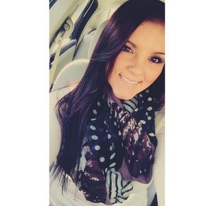 Meet your Posher, Brooke