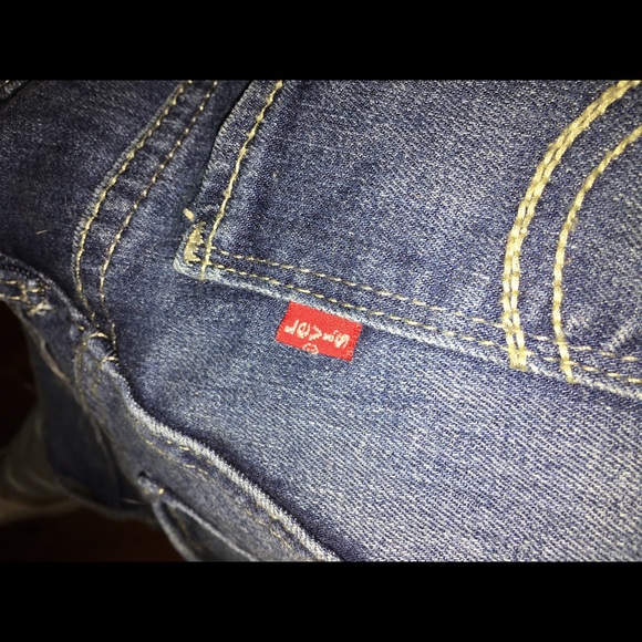 This is a pair of Levi's Jeans - Picture 4 of 4