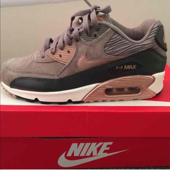 ❌SOLD❌Nike Air Max 90 - Picture 3 of 3