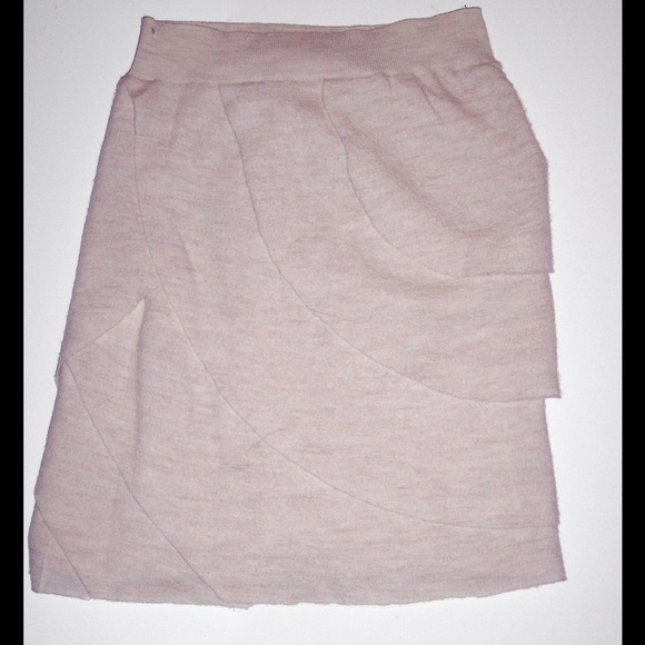 Anthropologie Beautiful layered Tulip Skirt - Picture 3 of 4