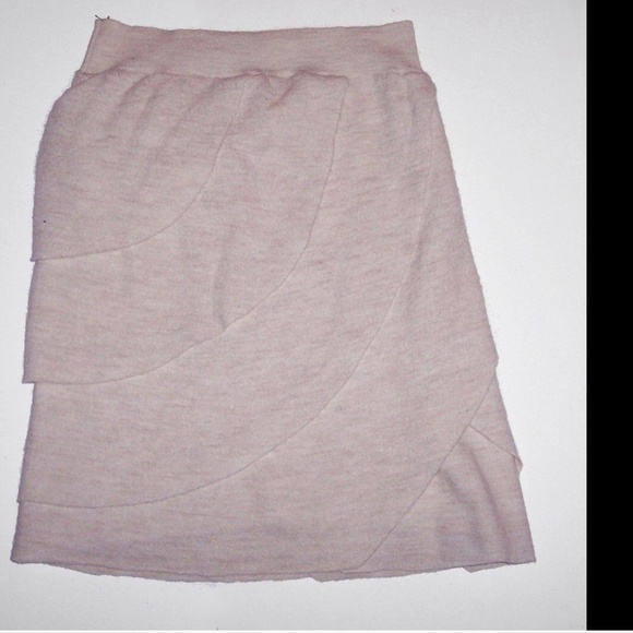 Anthropologie Beautiful layered Tulip Skirt - Picture 4 of 4