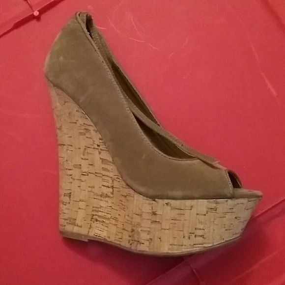 Dollhouse corkscrew wedge