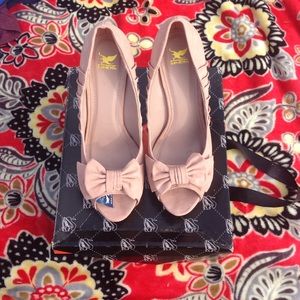 Pink peep toe bow detail heel