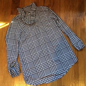 Mudpie Houndstooth Tunic Blouse