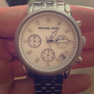 💯% Authentic Michael Kors watch