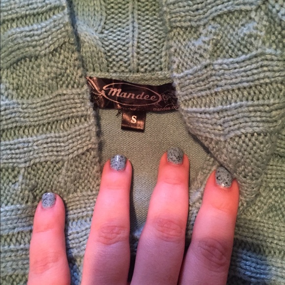 BOGO FREE  mint green  cowl neck sweater sz small - Picture 2 of 4