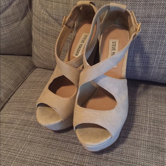 Steve Madden xternal wedge