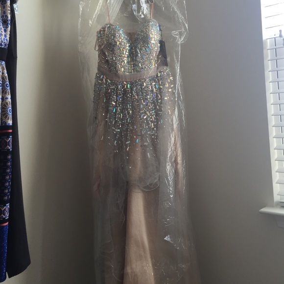 Terani Couture sequin hi-lo dress - Picture 4 of 6