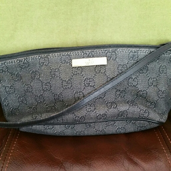 AUTHENTIC GUCCI denim looking logo bag