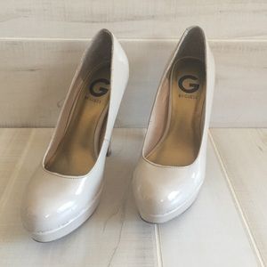 G by Guess nude pumps/heels - size 7M