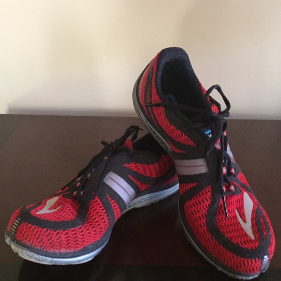 Brooks Pure Connect shoes