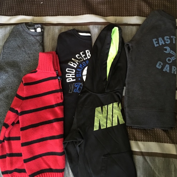 Boys sweatshirts/ sweaters