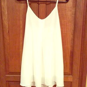Brand new, White mini dress from Tobi. Size small.