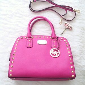 ❌HOLD❌ 💕NWT Michael Kors Stud Satchel-Fuschia💕