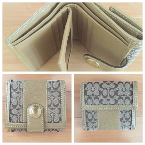 SOLD Coach tote + wallet signature canvas - Picture 3 of 4