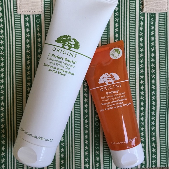 Origins tote bag w/ facial cleanser & mask - Picture 2 of 3