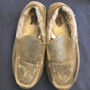 Ugg slippers