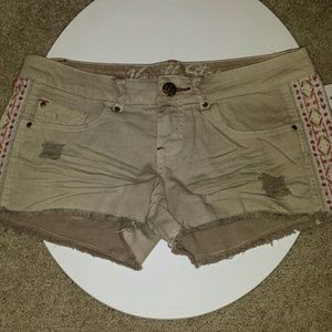 Size 7 Brand New Khaki Shorts