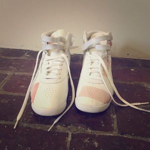 NWT Reebok Limited Edition Hi Tops