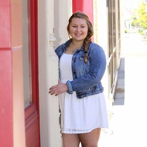 Meet your Posher, Annalise