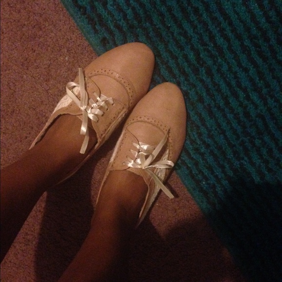 Maurice's flat shoes - Picture 3 of 3