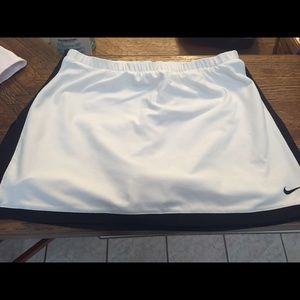 Nike tennis skirt