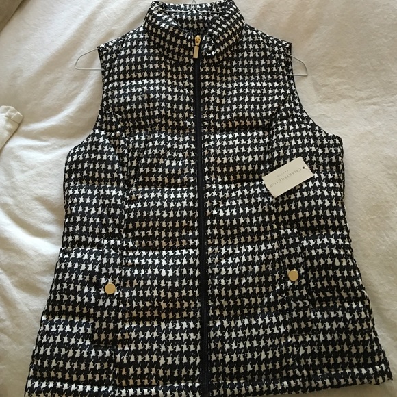 Brand new Charter Club Vest - Picture 1 of 3