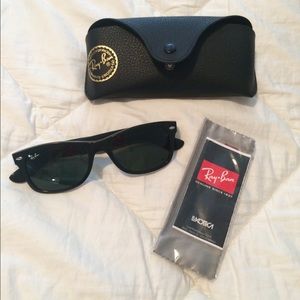 Authentic RayBan New Wayfarer sunglasses