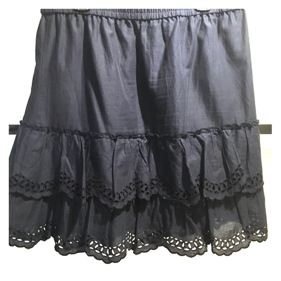Eyelet tiered skirt