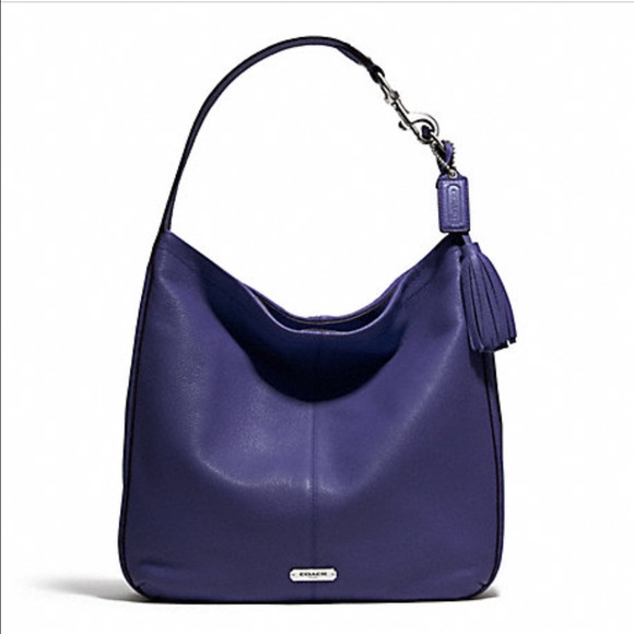 Coach Handbags - 🔮NWT BEAUTIFUL COACH AVERY PURSE